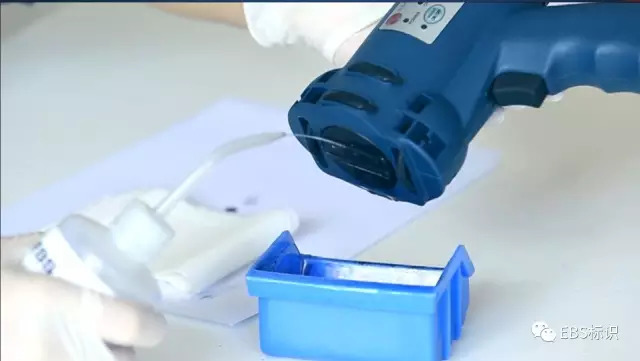 如何維護(hù)保養(yǎng)EBS250手持式噴碼機(jī)？