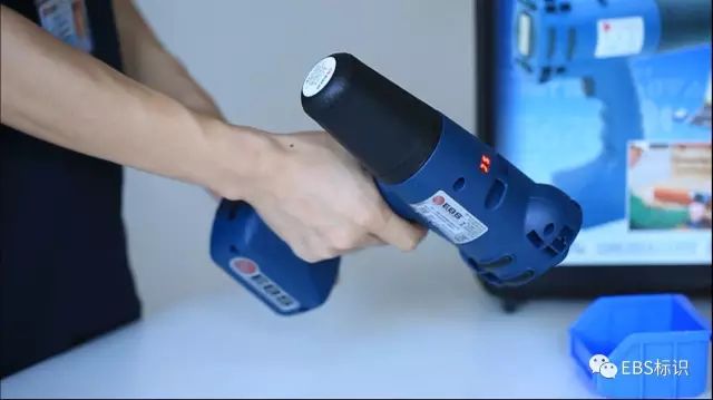 如何維護(hù)保養(yǎng)EBS250手持式噴碼機(jī)？